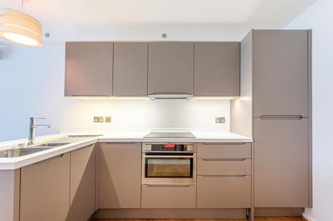 1 bed property, in Bruges Place, £350,000