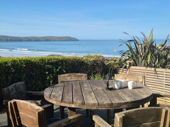 2 bed property, in Woolacombe, £400,000