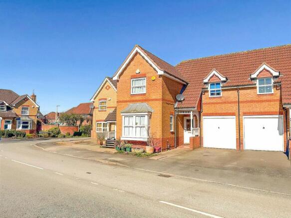 3 bed property, in Wych Elm Road, £300,000