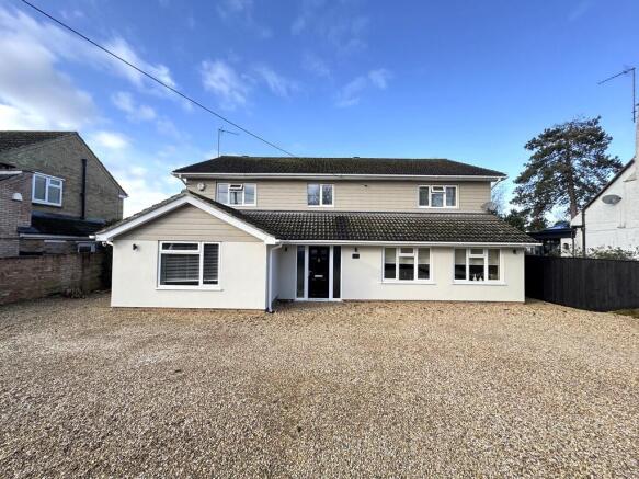 4 bed property, in NORTH WOOTTON - Detached 4 Bed House in Sought After Location, £580,000