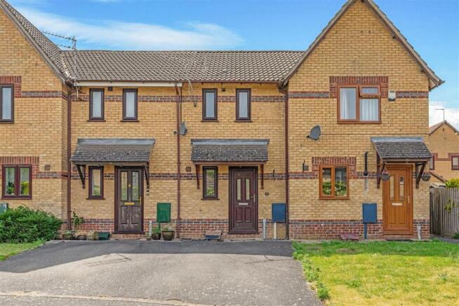 1 bed property, in Sanderson Close, £160,000