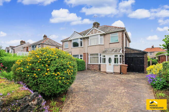 3 bed property, in Flass Lane, £240,000