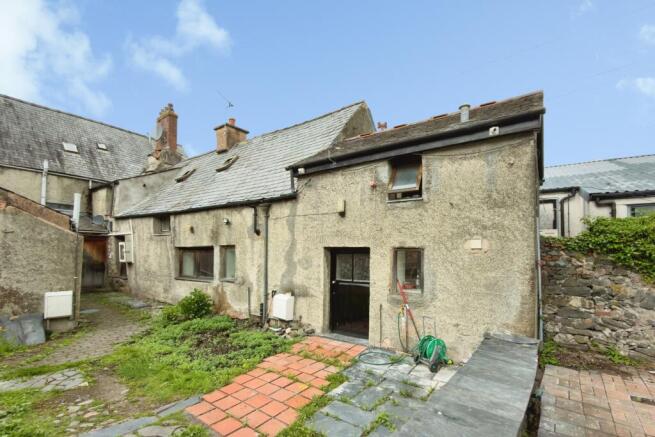 Land, in Hendy, £30,000