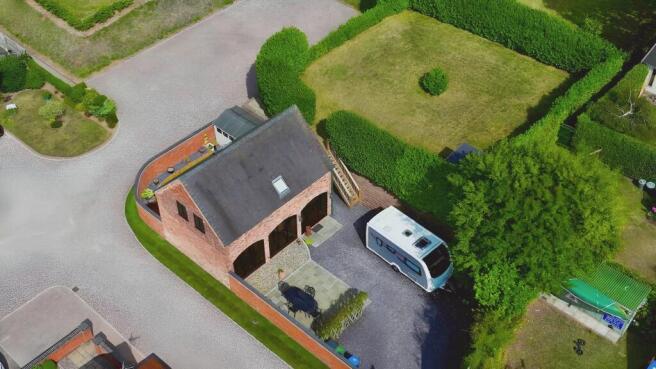 3 bed property, in Coppenhall Mews, £495,000