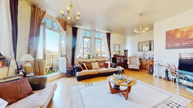 3 bed property, in Wesley Street, £350,000