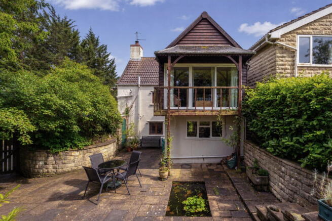 3 bed property, in Grove Lane, £375,000