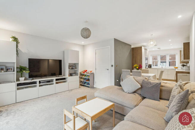 4 bed property, in Cooper Close, £425,000