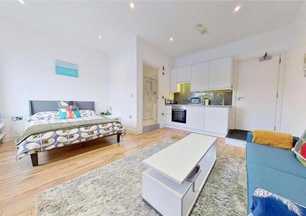 Land, in Flat 4 Juniper House, £75,000