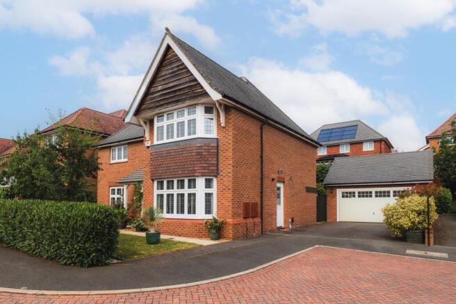 4 bed property, in 3 Badgers Close, £675,000