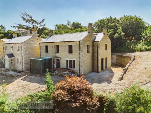 4 bed property, in Town Lane, £550,000