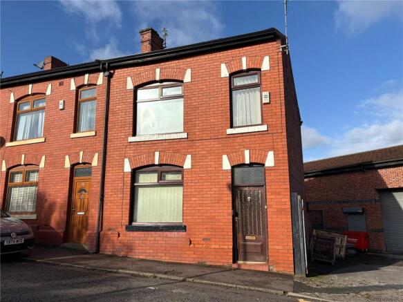 3 bed property, in Rochdale Lane, £145,000