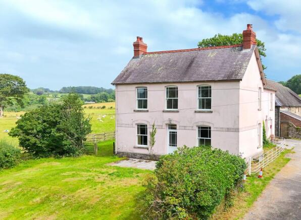 5 bed property, in Myddfai, £750,000