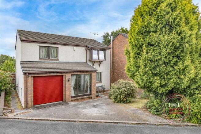 2 bed property, in 14 Thorpefield, £295,000