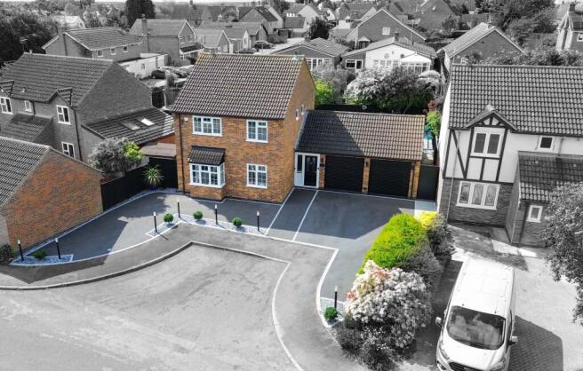 3 bed property, in Little Dale, £425,000