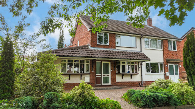 3 bed property, in Wilnecote Lane, £285,000