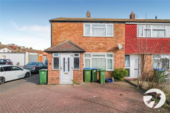 3 bed property, in Berwick Road, £425,000