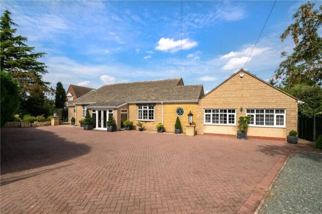 5 bed property, in Elton Road, £780,000