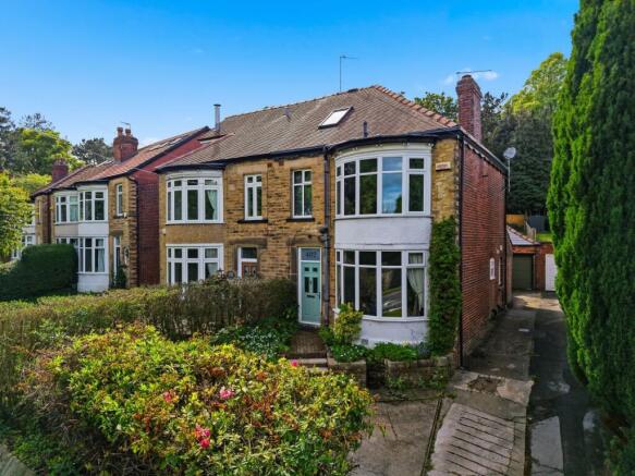 3 bed property, in Ecclesall Road South, £485,000