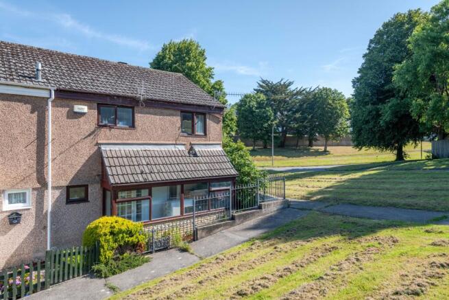 3 bed property, in Martin Road, £220,000