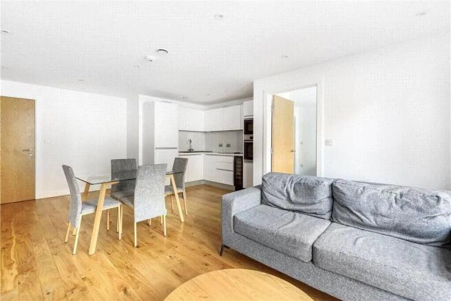 2 bed property, in Communication Row, £220,000