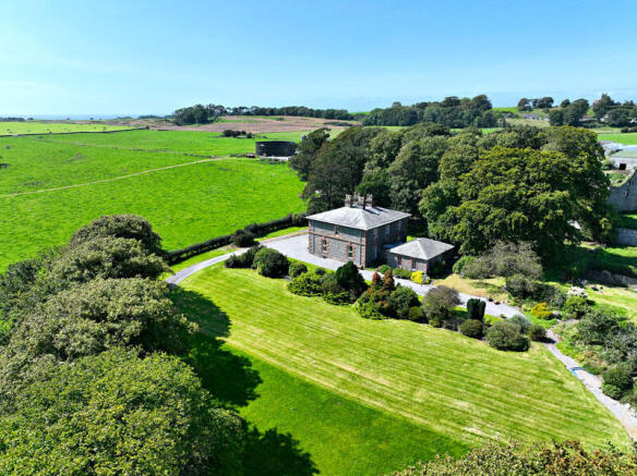 5 bed property, in Borgue House, £700,000