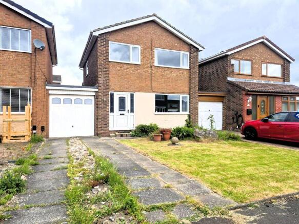 3 bed property, in Redmayne Close, £195,000