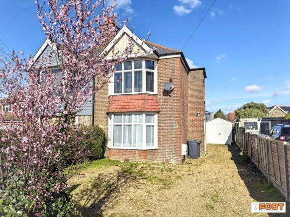 3 bed property, in Havant Road, £325,000