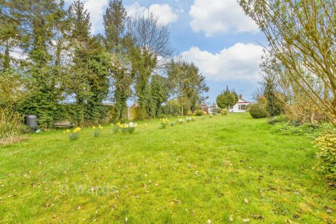3 bed property, in New House Lane, £550,000