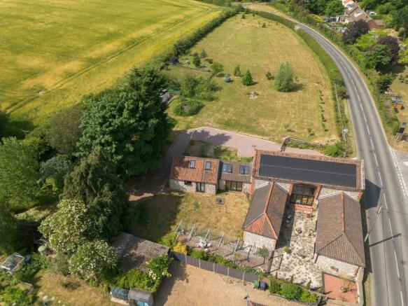 4 bed property, in Felbrigg Road, £980,000