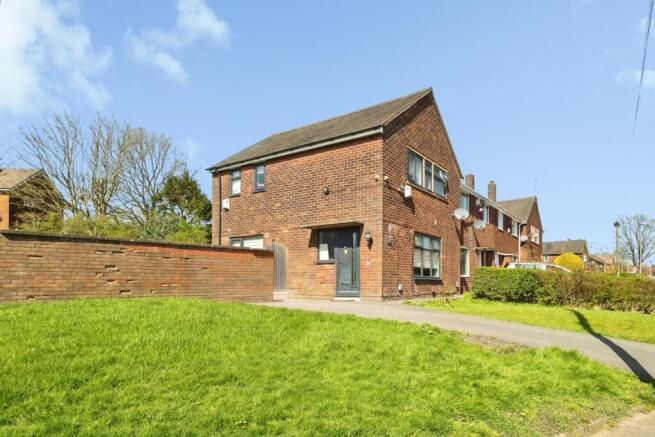 3 bed property, in Alt Lane, £250,000
