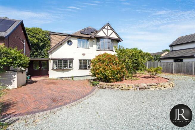 3 bed property, in Wolseley Road, £525,000