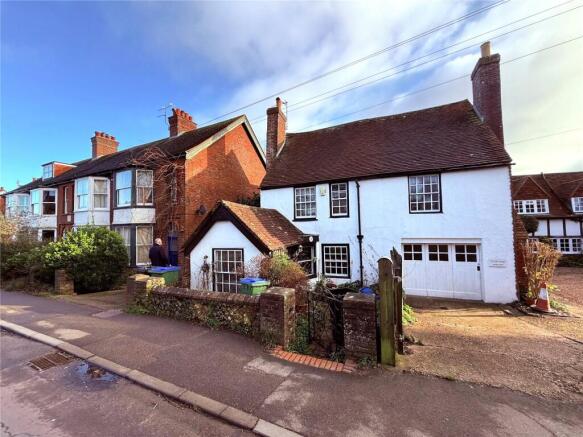 3 bed property, in Lewes Road, £295,000
