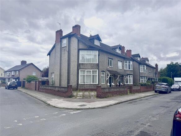 6 bed property, in Heswall Road, £180,000