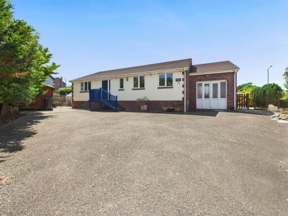 3 bed property, in Bede Haven Close, £250,000