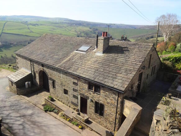 4 bed property, in Lower Woodhead Barn, £875,000