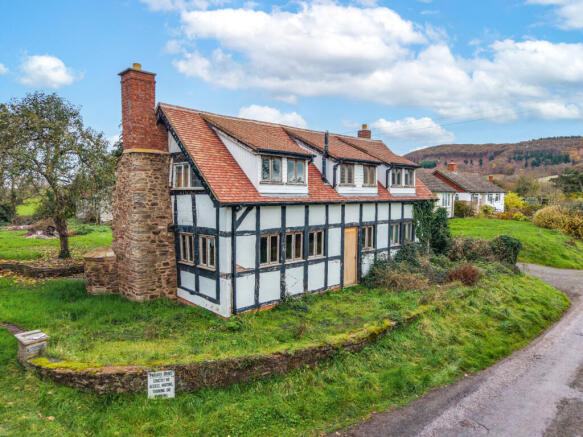 3 bed property, in Norton Canon, £350,000