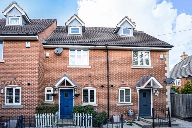 3 bed property, in Old Dairy Close, £265,000
