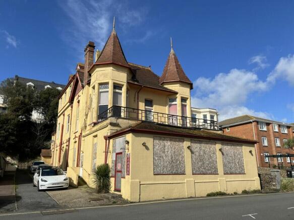 12 bed property, in Marine Parade, £490,000