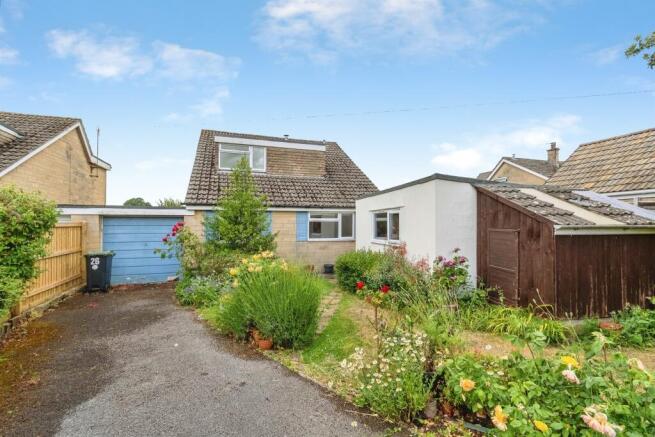 3 bed property, in The Ridings, £400,000