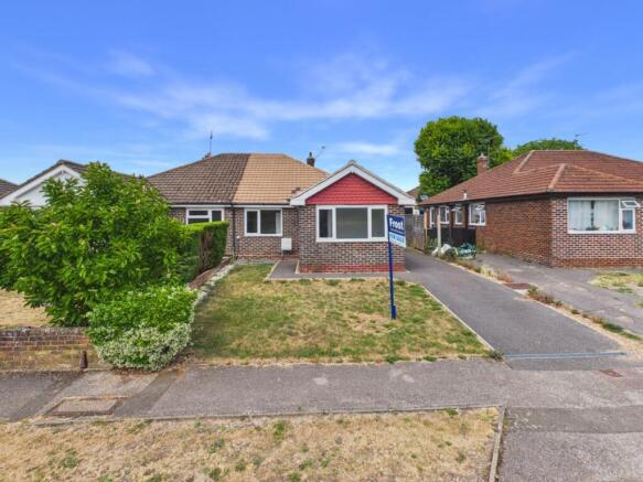 3 bed property, in West View, £450,000