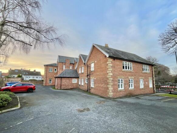 2 bed property, in Whitby Lane, £90,000