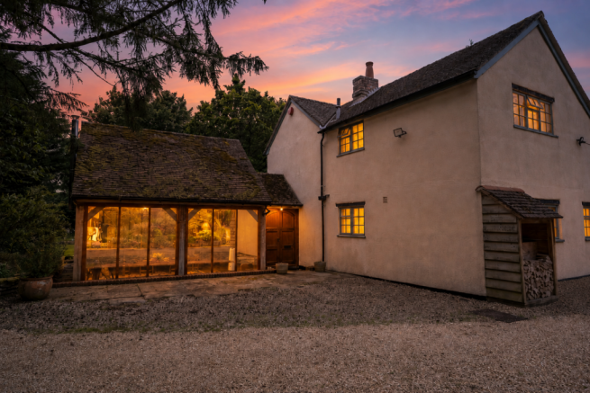 4 bed property, in The Cottage, £1,150,000