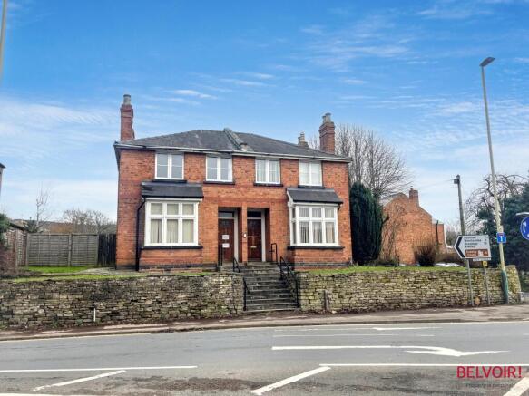 3 bed property, in Deep Street, £349,950