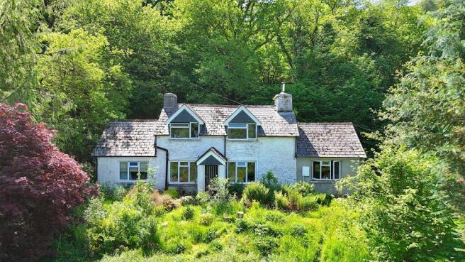 2 bed property, in Rhandirmwyn, £210,000