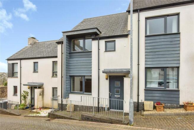 2 bed property, in Northey Road, £150,000