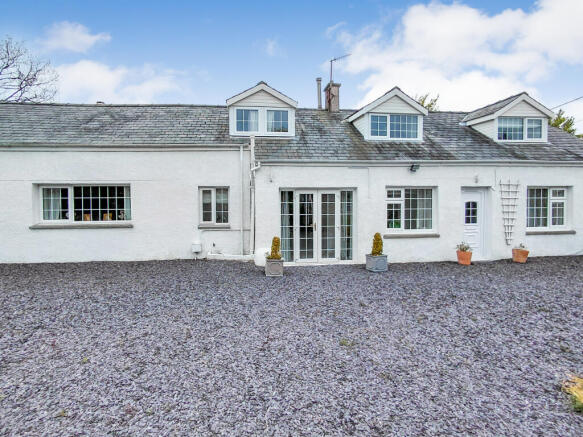 4 bed property, in The Windmill, £228,000