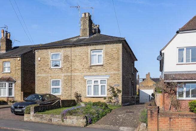 3 bed property, in Bengeo Street, £650,000