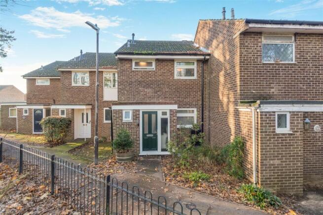 3 bed property, in Thackeray Road, £325,000