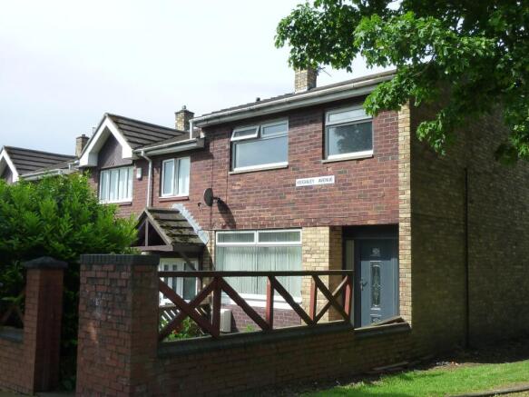 3 bed property, in Keighley Avenue, £70,000