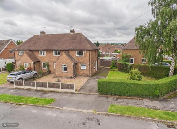 3 bed property, in Stonehill, £275,000